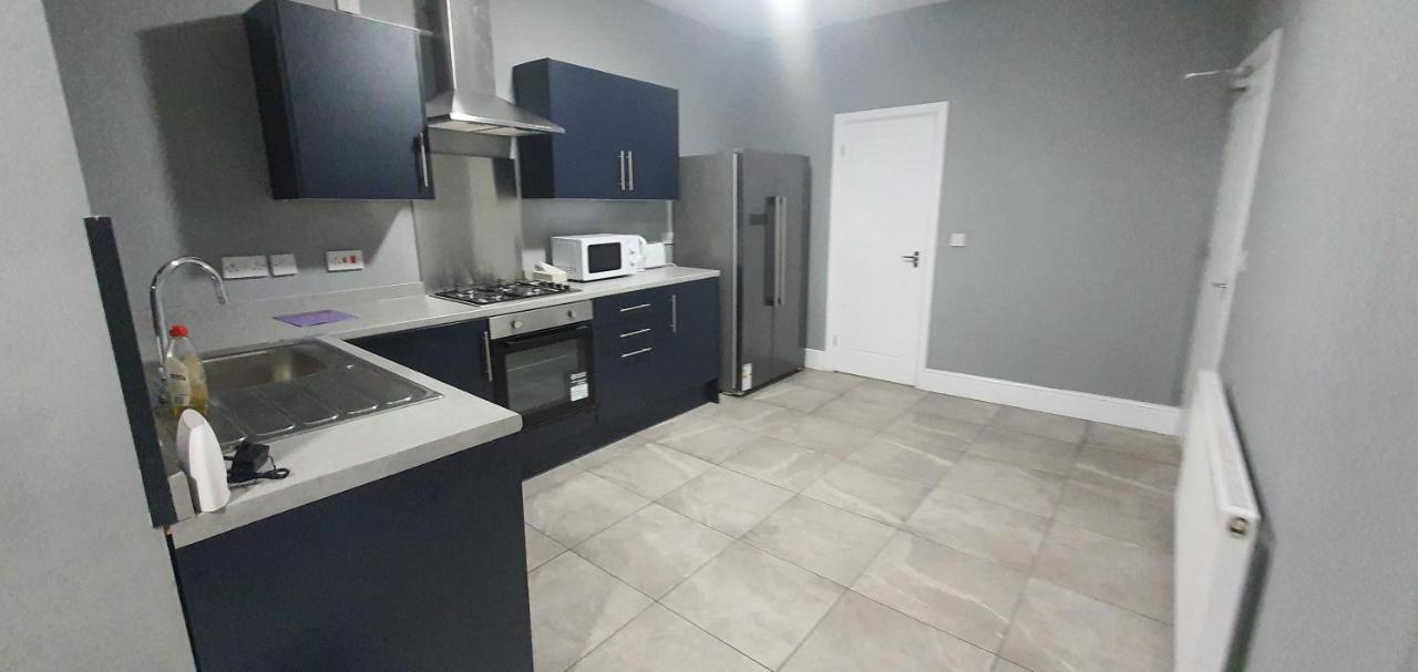 Coventry Elite House Aparthotel Bagian luar foto