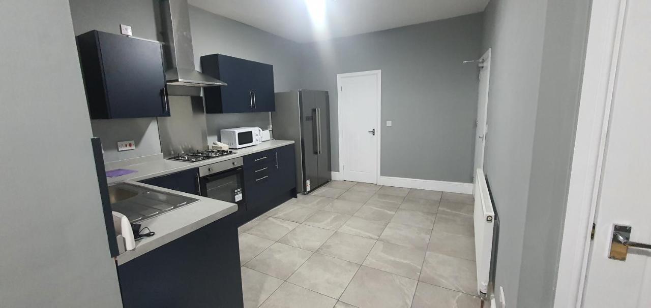 Coventry Elite House Aparthotel Bagian luar foto